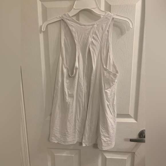 Lululemon In the open tank - Picture 4 of 5